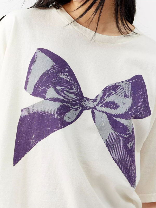Butterfly T-shirt for women simple style round neck and short sleeves
