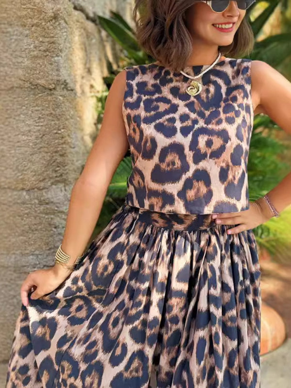Leopard print two-piece outfit featuring a casual top and half-body skirt clothing set