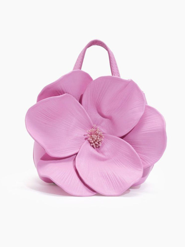 Pink flower-shaped handbag, a versatile piece for stylish shoulder or crossbody wear