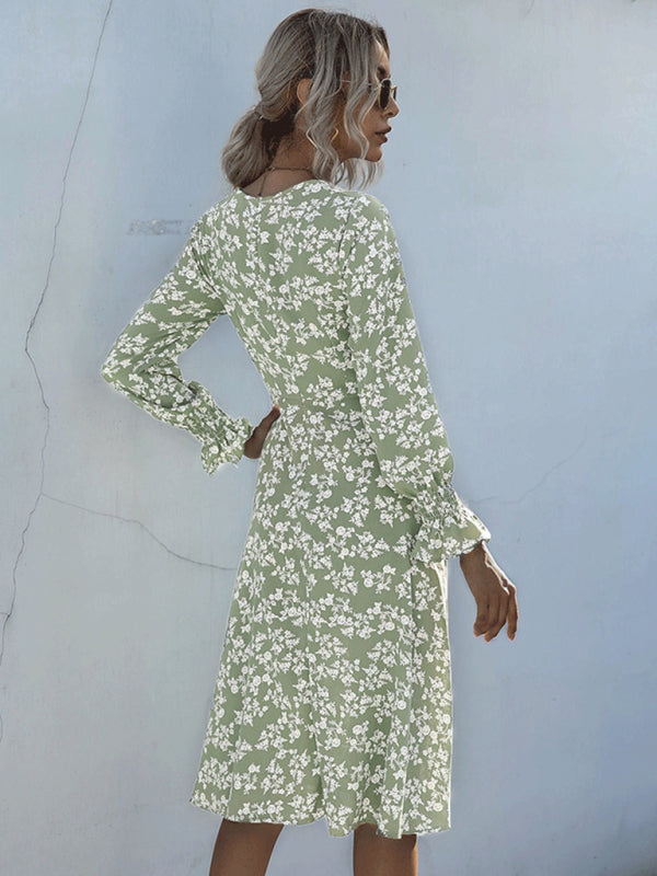 Long Sleeve V-Neck Pleated Cropped French Floral Dress - Closther