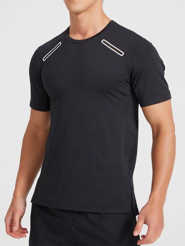 Black athletic men’s sports outdoor breathable stretch short-sleeved T-shirt for fitness