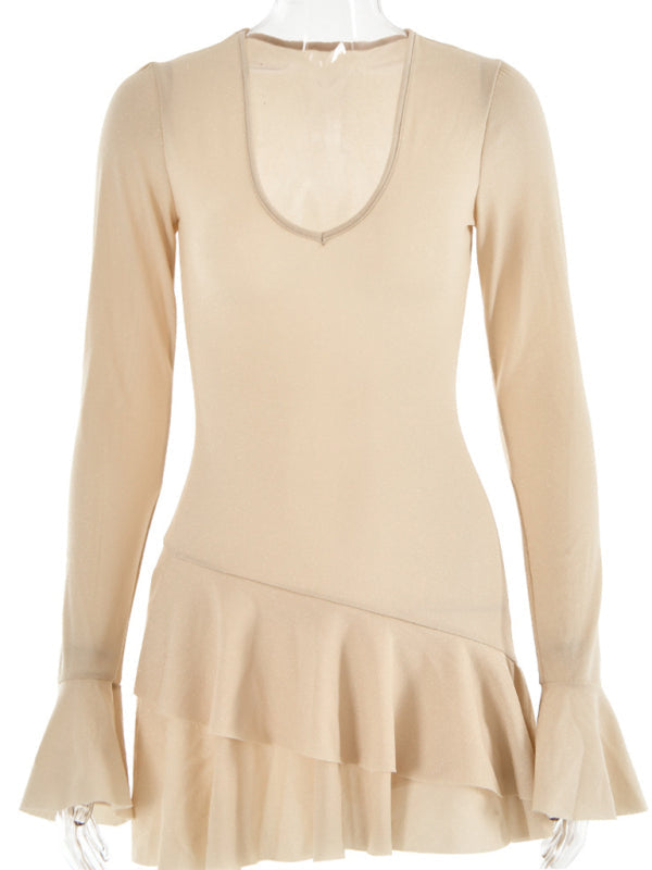 New deep V-neck dress for women fashionable bell sleeves tight and sexy hip-hugging short skirt