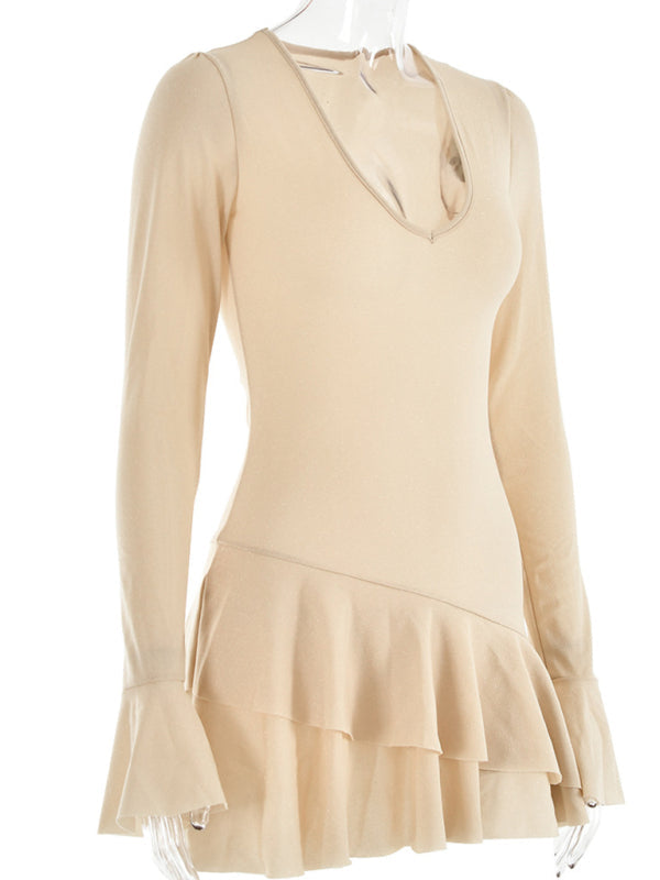 New deep V-neck dress for women fashionable bell sleeves tight and sexy hip-hugging short skirt