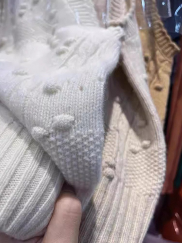 Three-dimensional buckle design lace collar knitted vest loose soft waxy layered top vest - Cream / FREESIZE