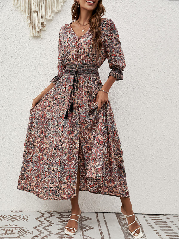Boho-style paisley print maxi dress with three-quarter sleeves and waist for casual beach wear
