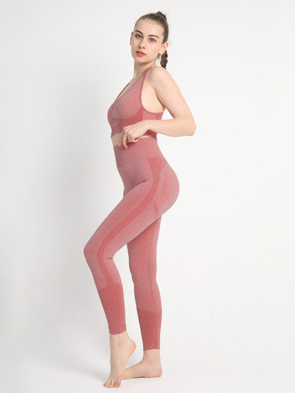 Women’s Seamless Dotted Two-piece Peach Hip Trousers Racerback Bra Vest Sports Suit - Red / S