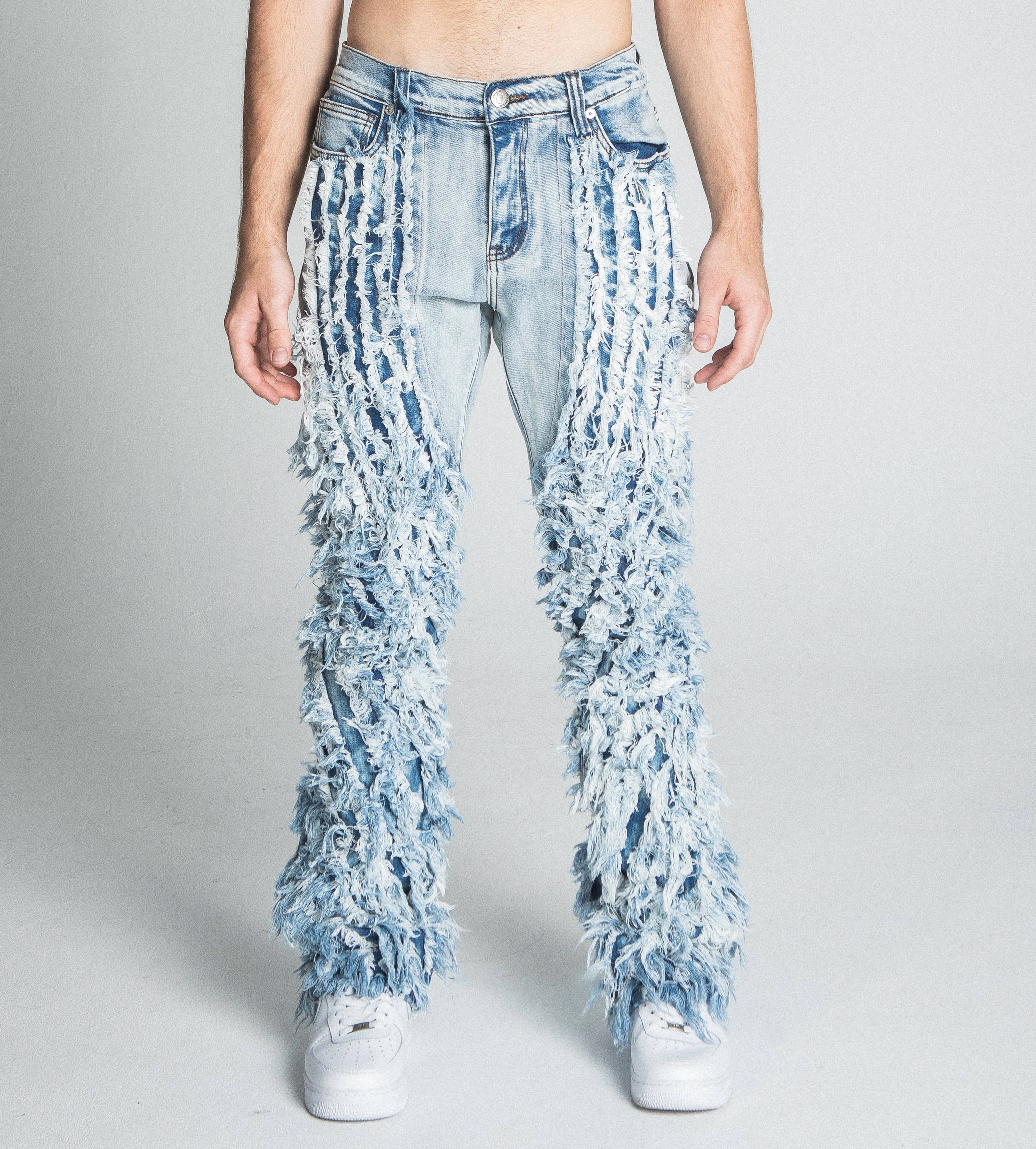 AJ18SK EXTREME FRAYED STACKED JEANS