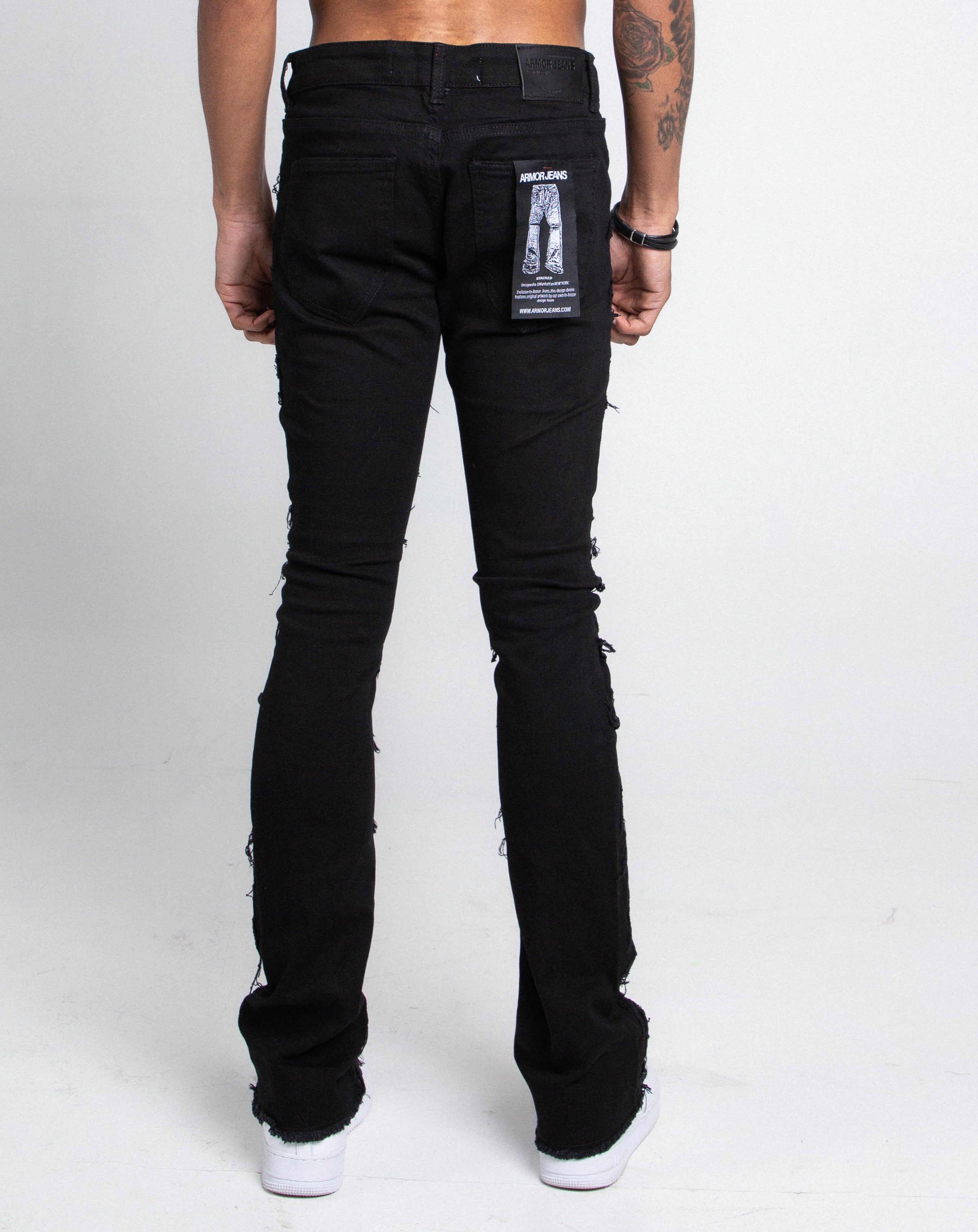 AJS410 SHREDDED STACKED JEANS
