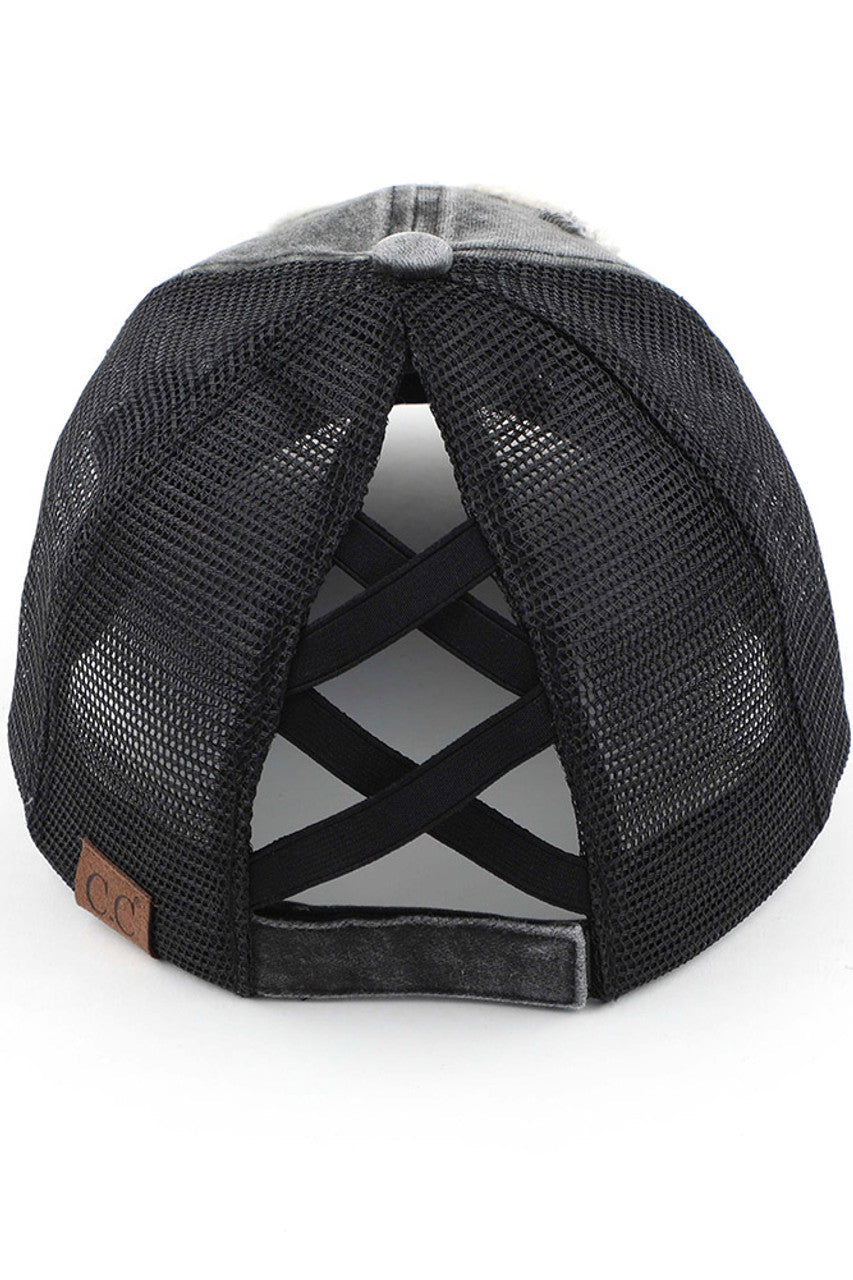 C.C SMILE CRISS-CROSS PONY CAP