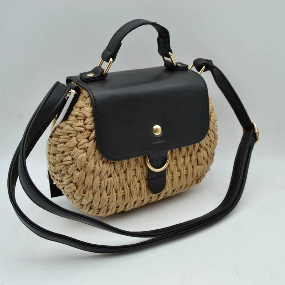 Chic Straw Woven Saddle Bag with Flap & Crossbody Strap