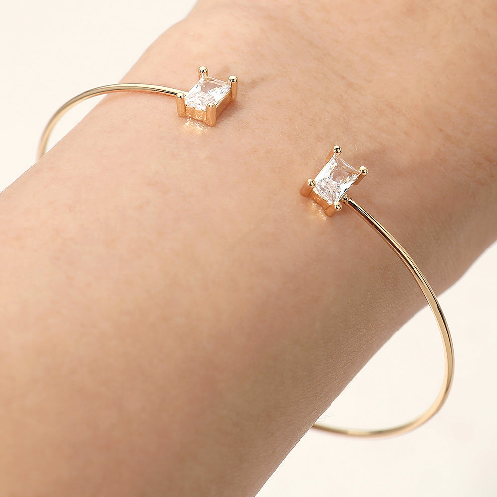 SECRET BOX_Minimal Rectangular Stone Cluster Tip Cuff Bracelet