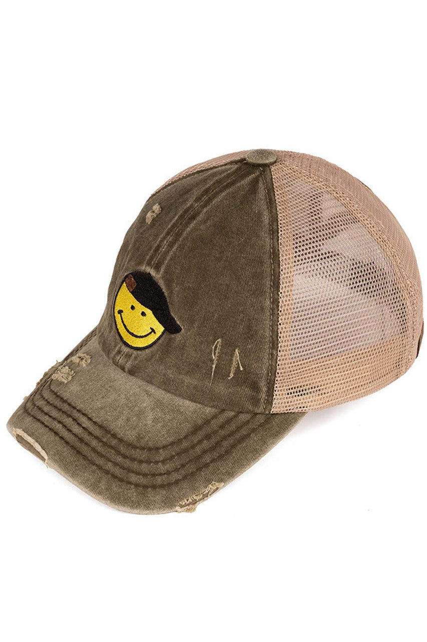 C.C SMILE CRISS-CROSS PONY CAP