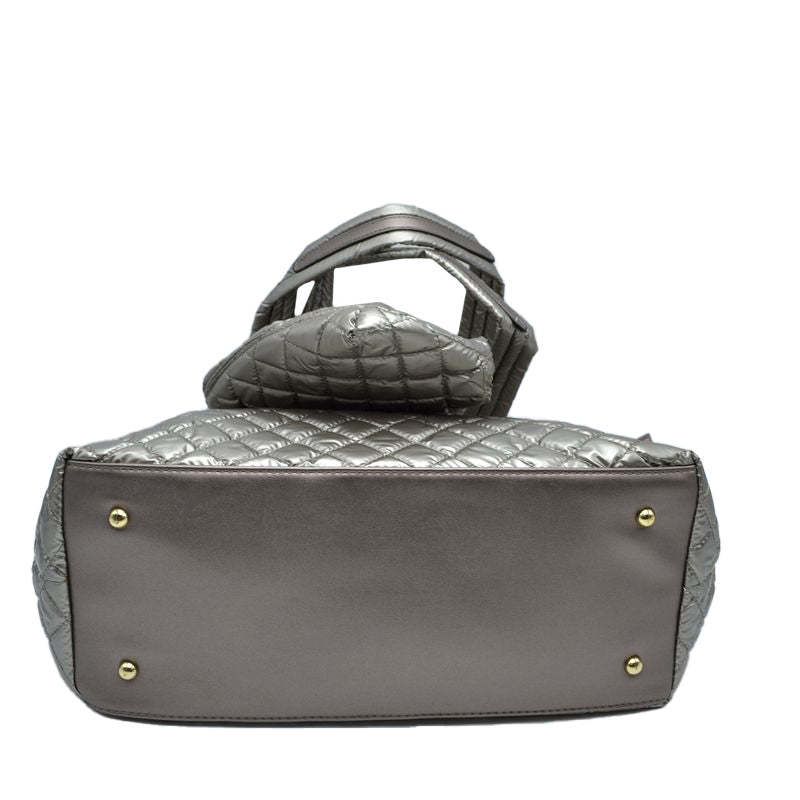2-in-1 Large Quilted Zipper Tote with Pouch