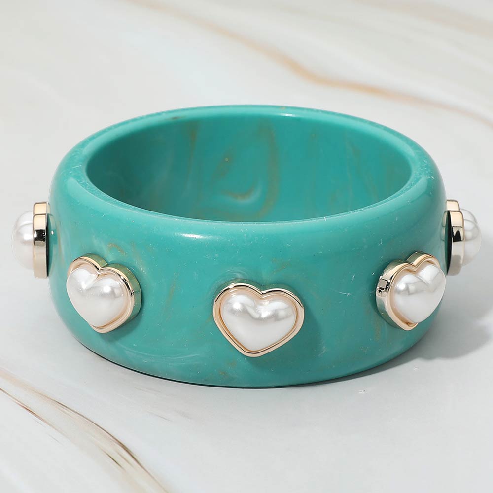 Pearl Heart Cluster Accent Wide Marbled Resin Bangle Bracelet