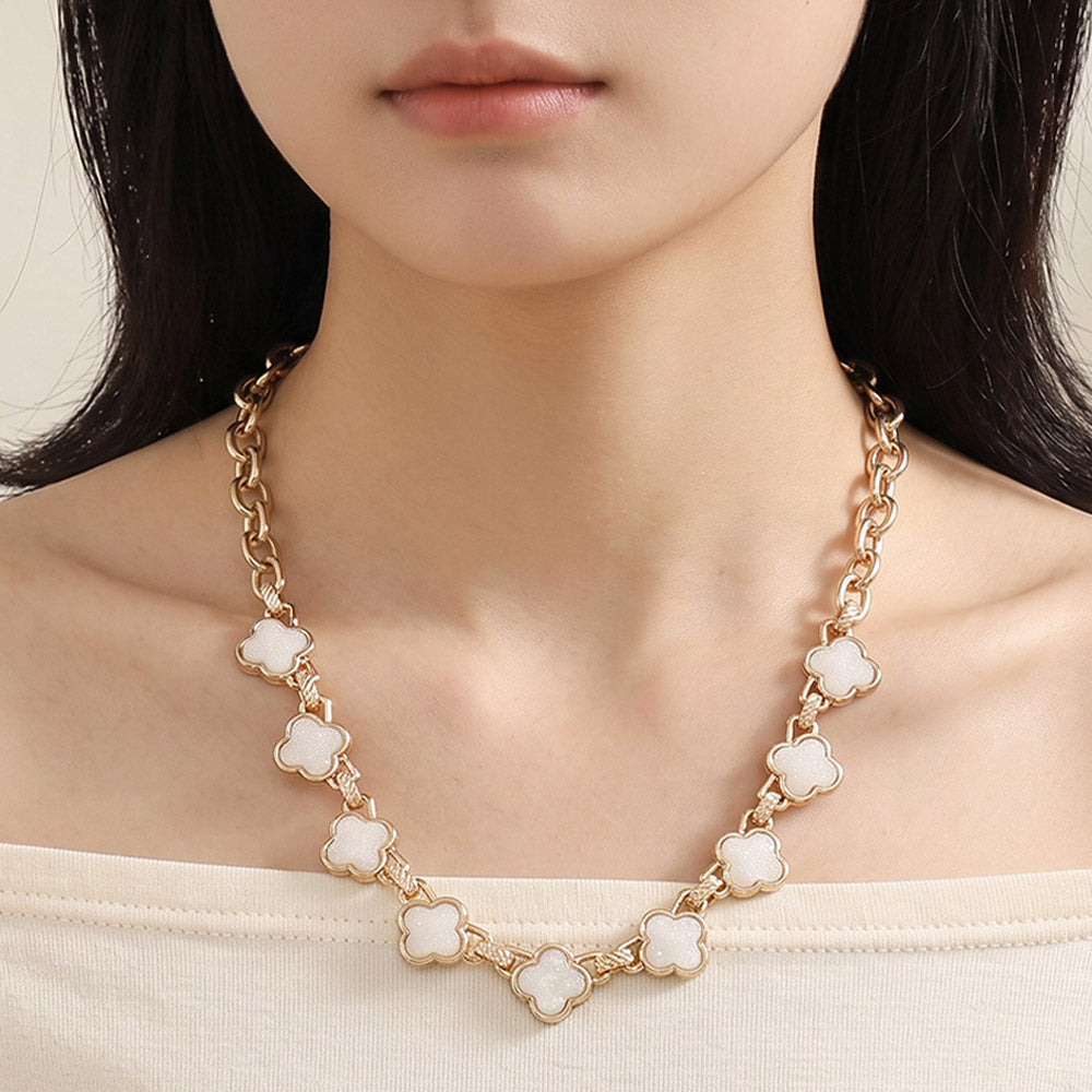 Bold Quatrefoil Stone Link Necklace