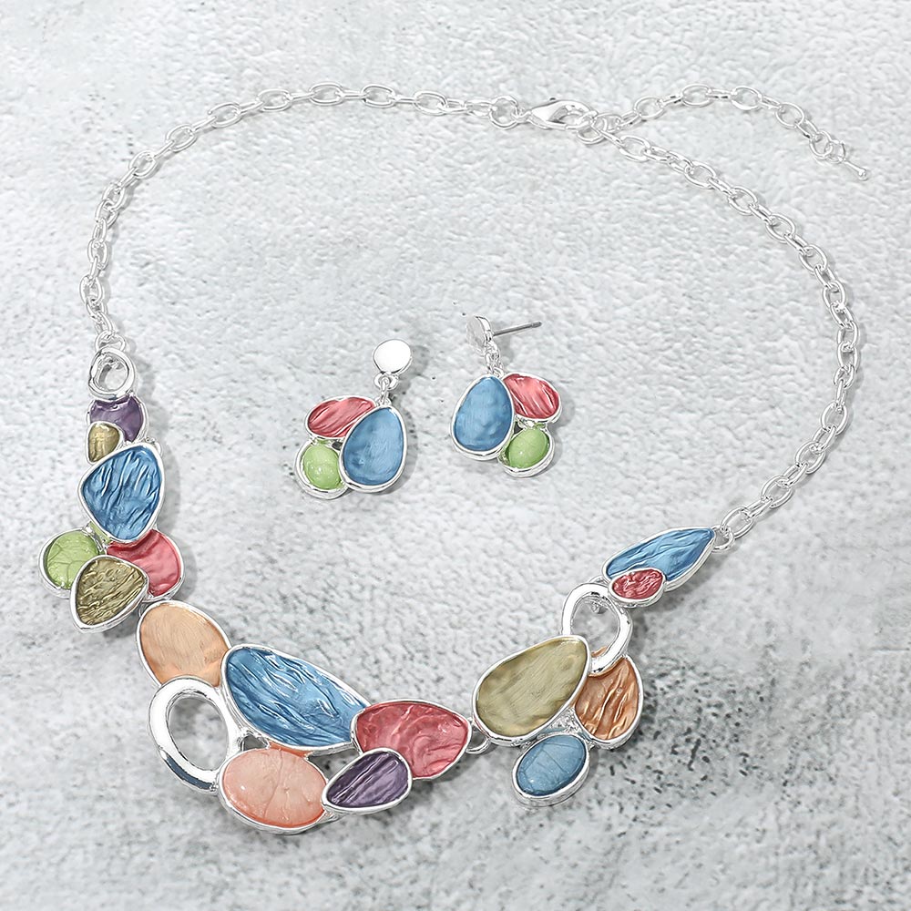 Organic Shape Link Statement Necklace