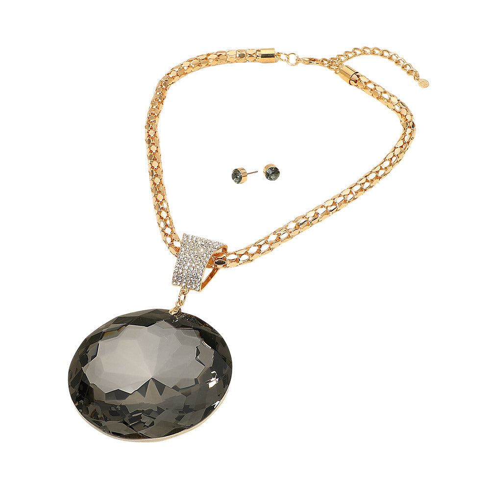 Oversized Round Glass Stone Pendant Pointed Necklace
