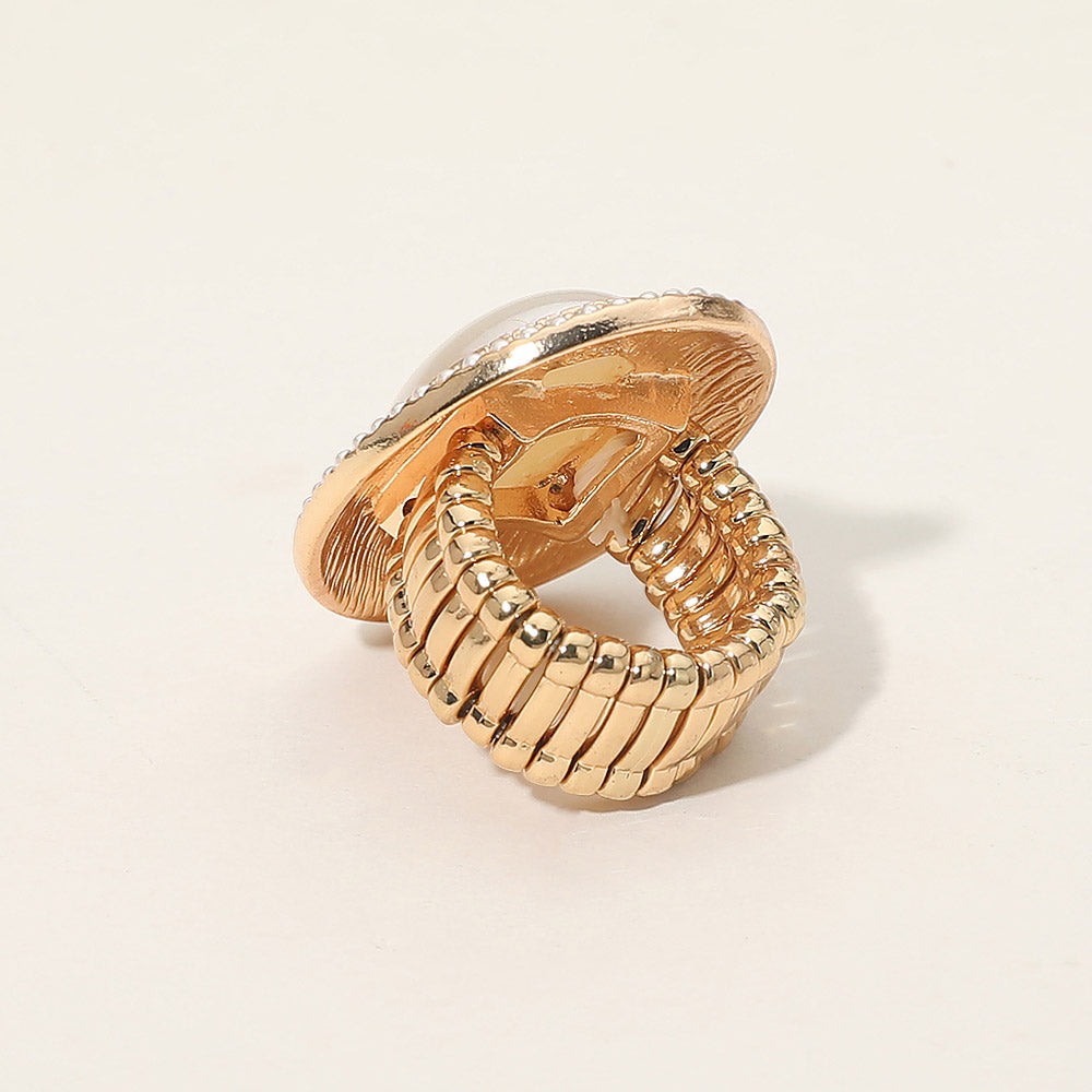 Oval Pearl Halo Stretch Ring