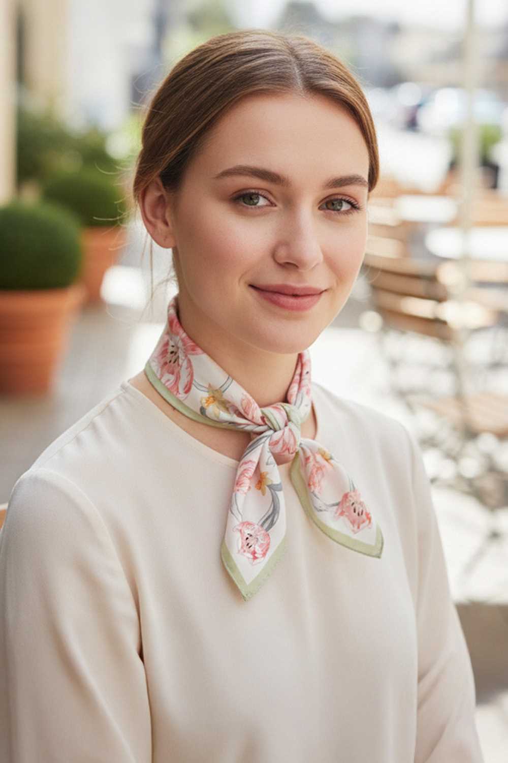 Rhythmical Floral Print Bandana Scarf