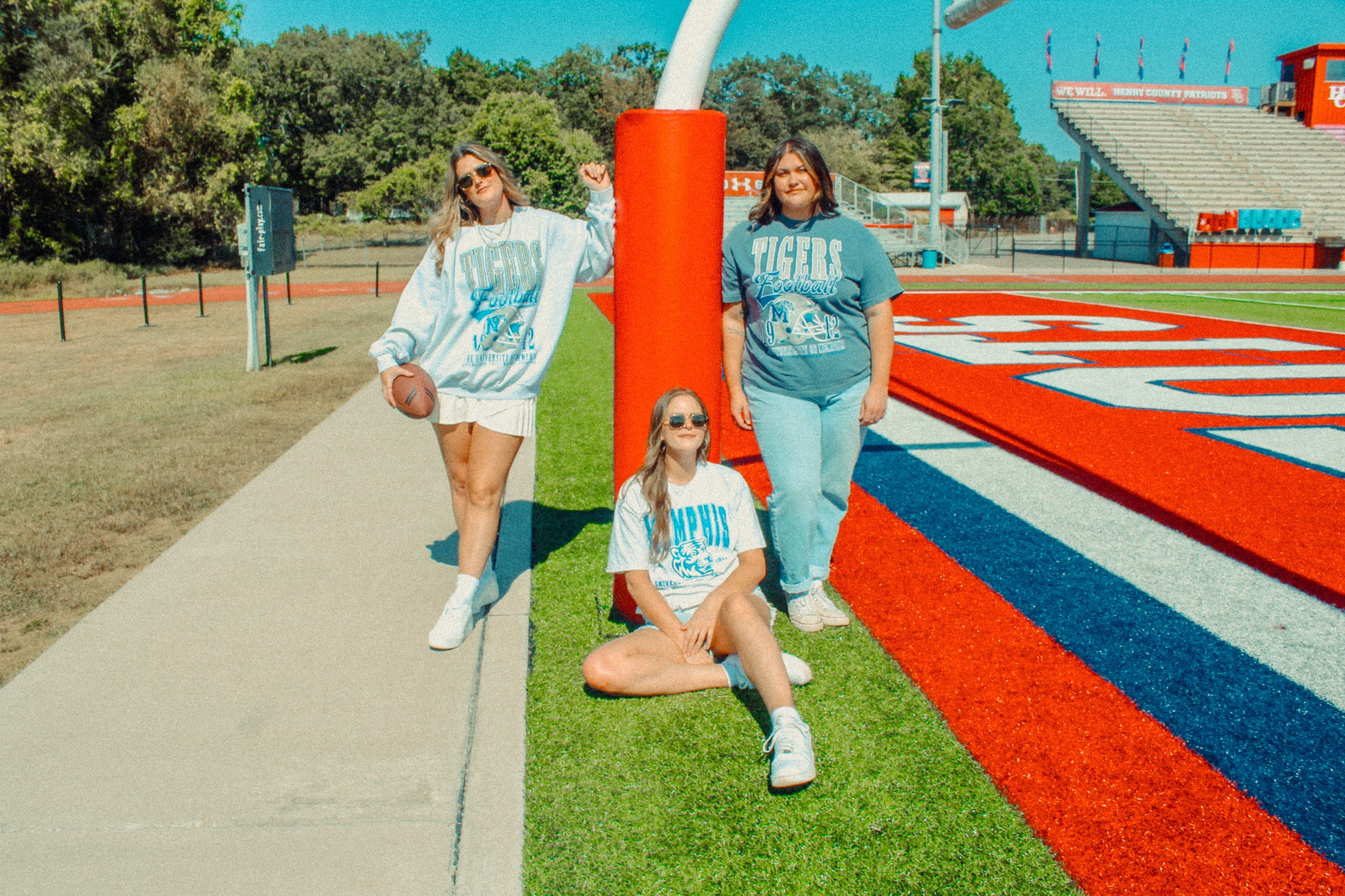 Underground Original Design: Memphis Tigers Football Boxy Cotton 90's Sweatshirt