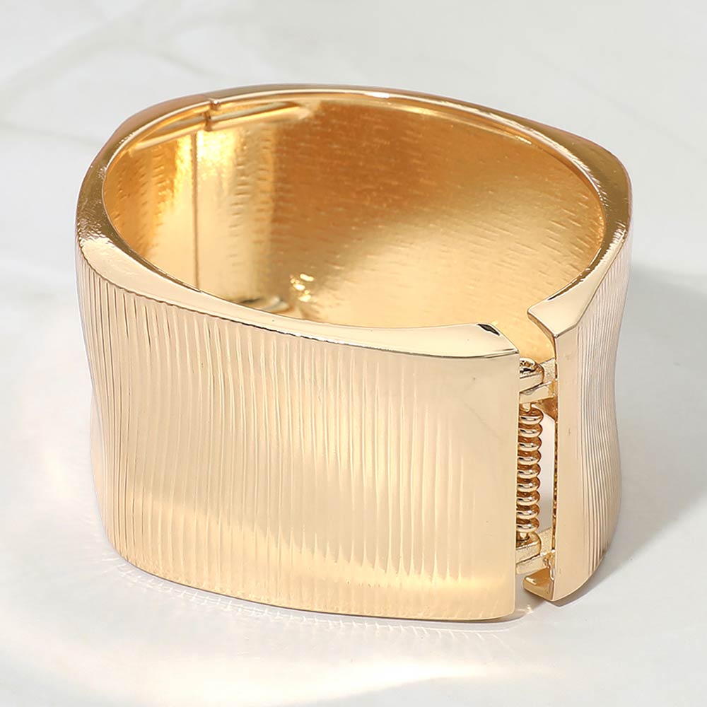 Bold Ribbed Metal Hinged Bangle Bracelet