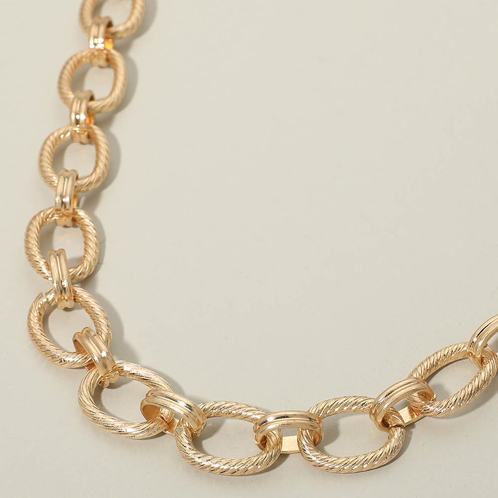 Textured Metal Oval Link Chain Necklace