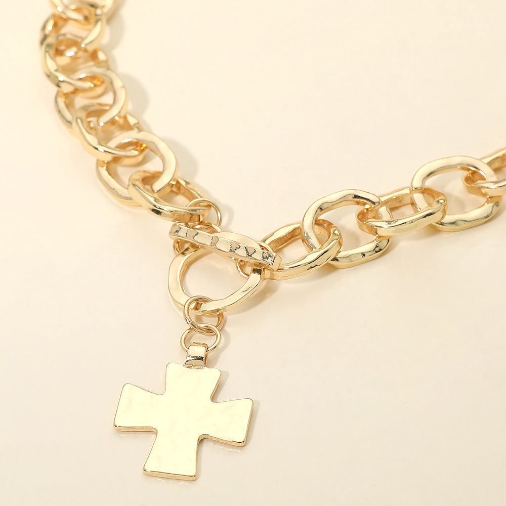 Cross Charm Chunky Chain Toggle Necklace