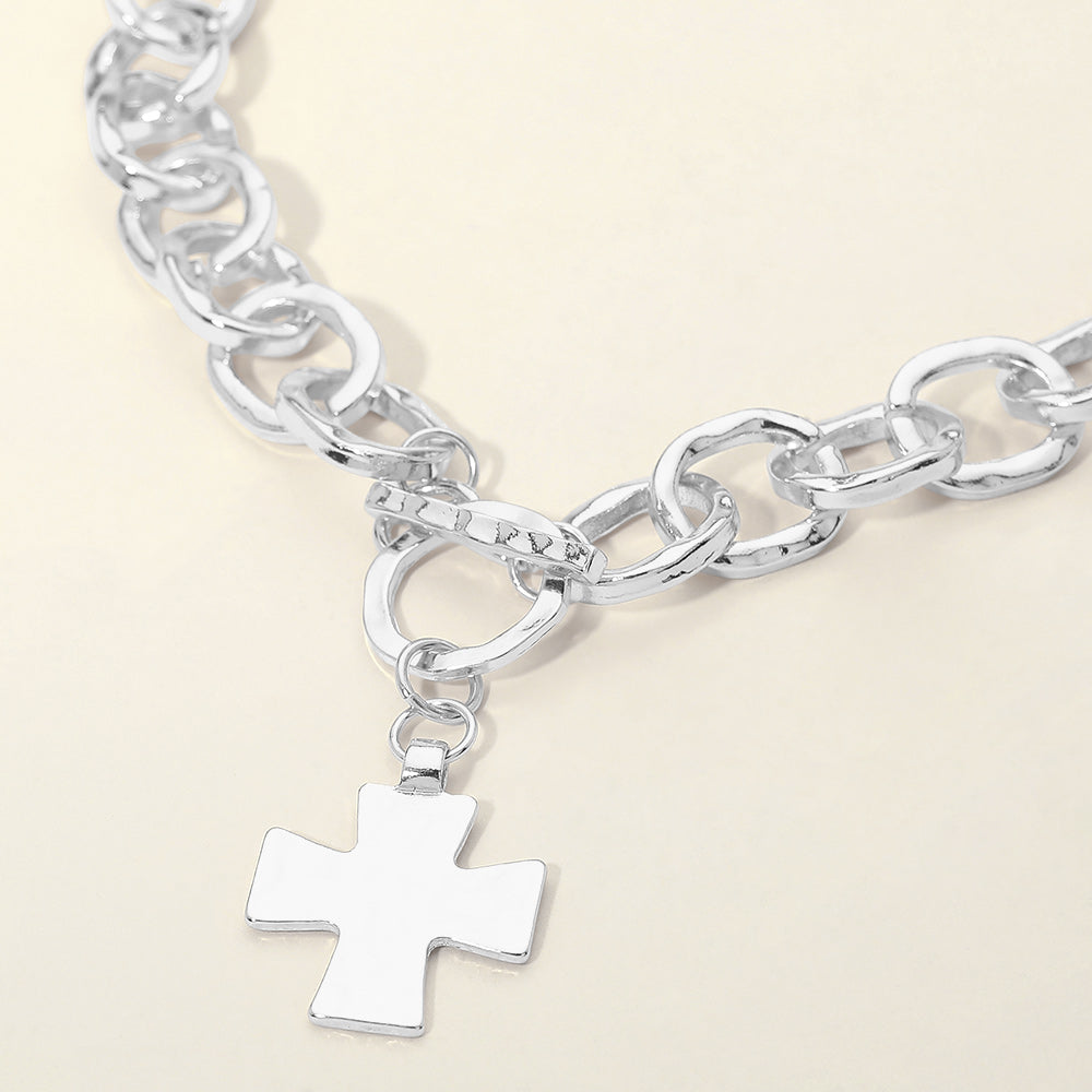 Cross Charm Chunky Chain Toggle Necklace