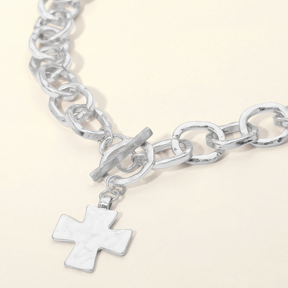 Cross Charm Chunky Chain Toggle Necklace