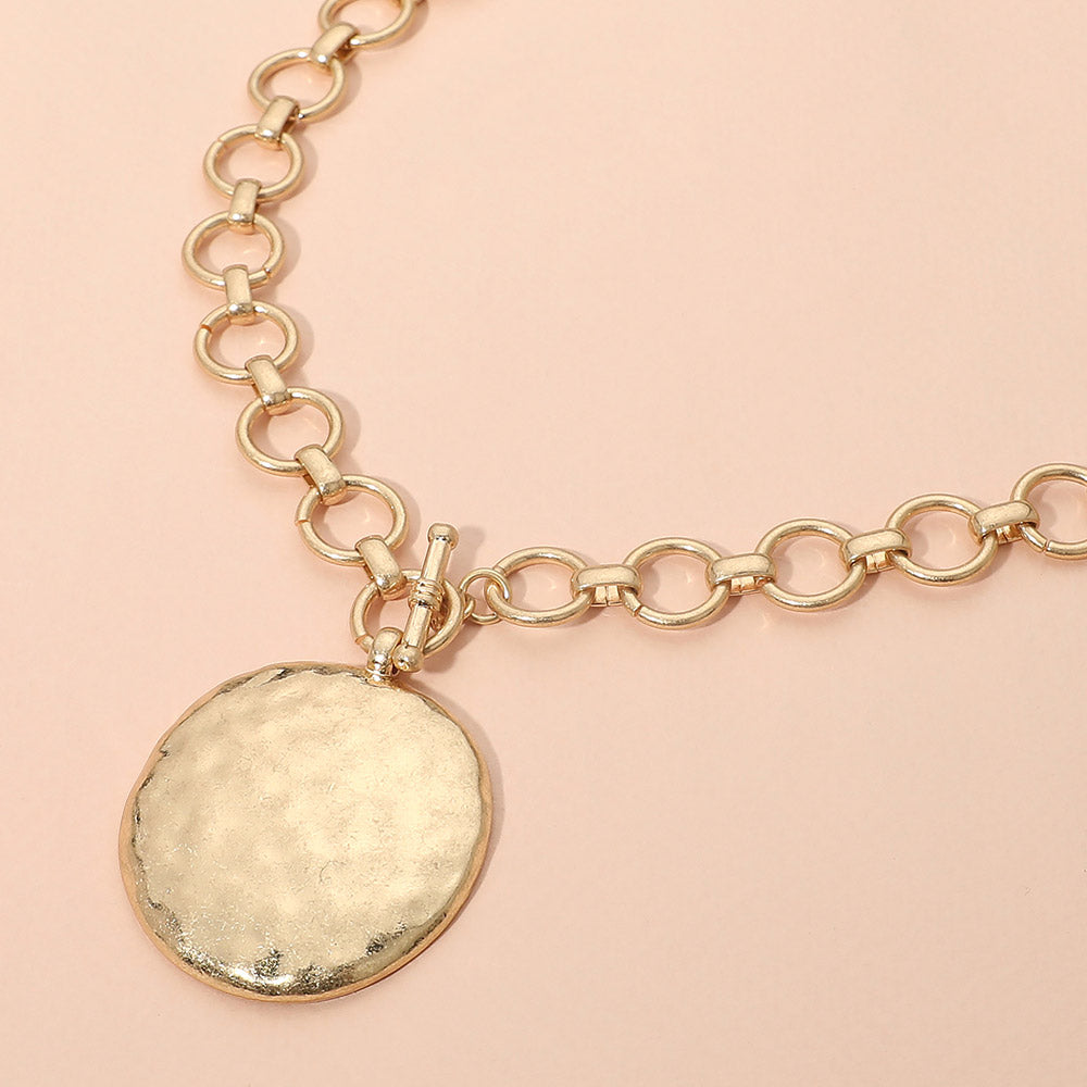 Hammered Metal Disc Pendant Accent Chunky Chain Necklace