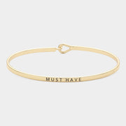 "Must have" thin metal hook bracelet