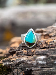 Hubei Turquoise Teardrop Ring | Size 6.5