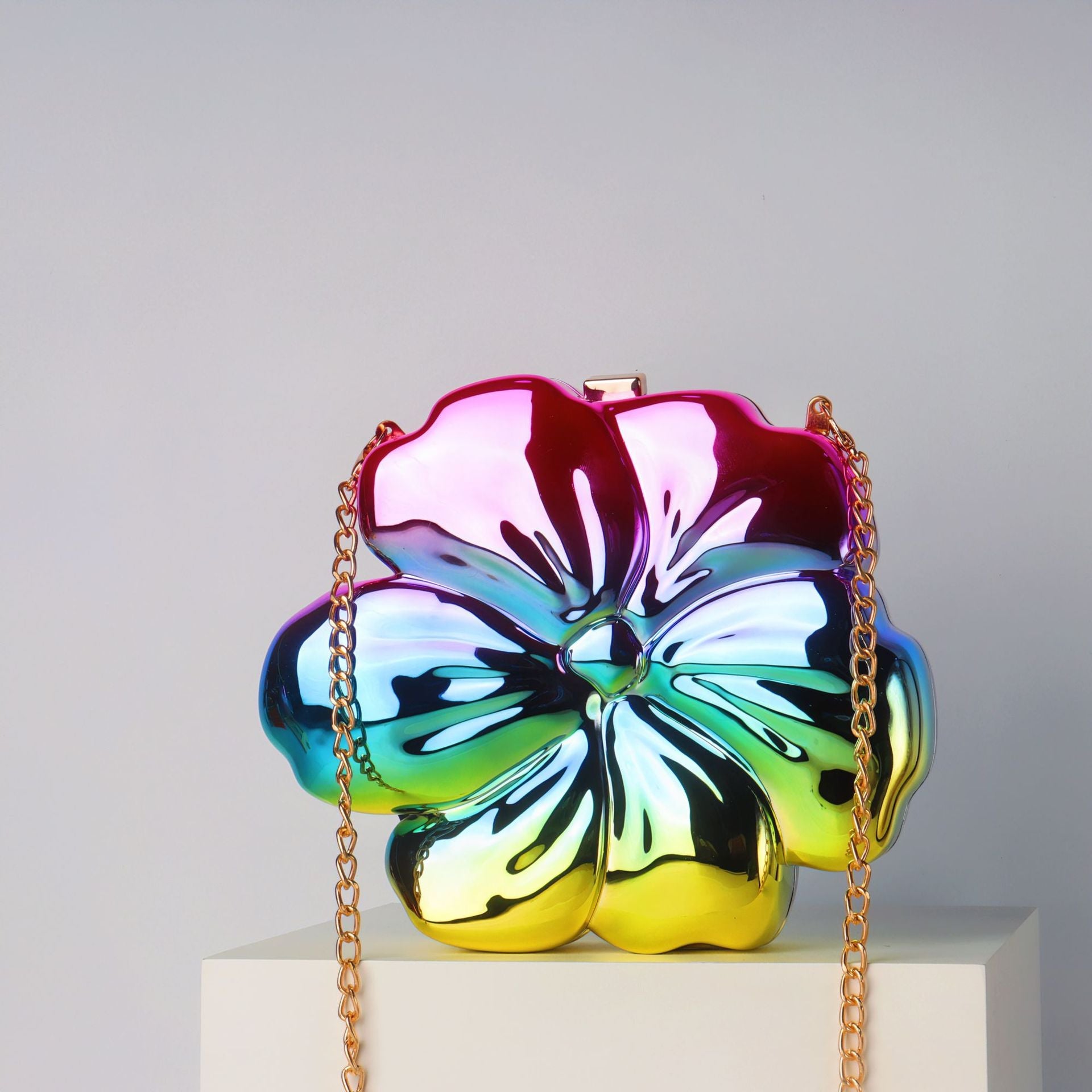 Elegant Flower Gold Acrylic Bag – Mini Dinner Bag & Prom Bag for Weddings, Parties, and Evenings – Stylish Clutch Purse with Glamorous Floral Design