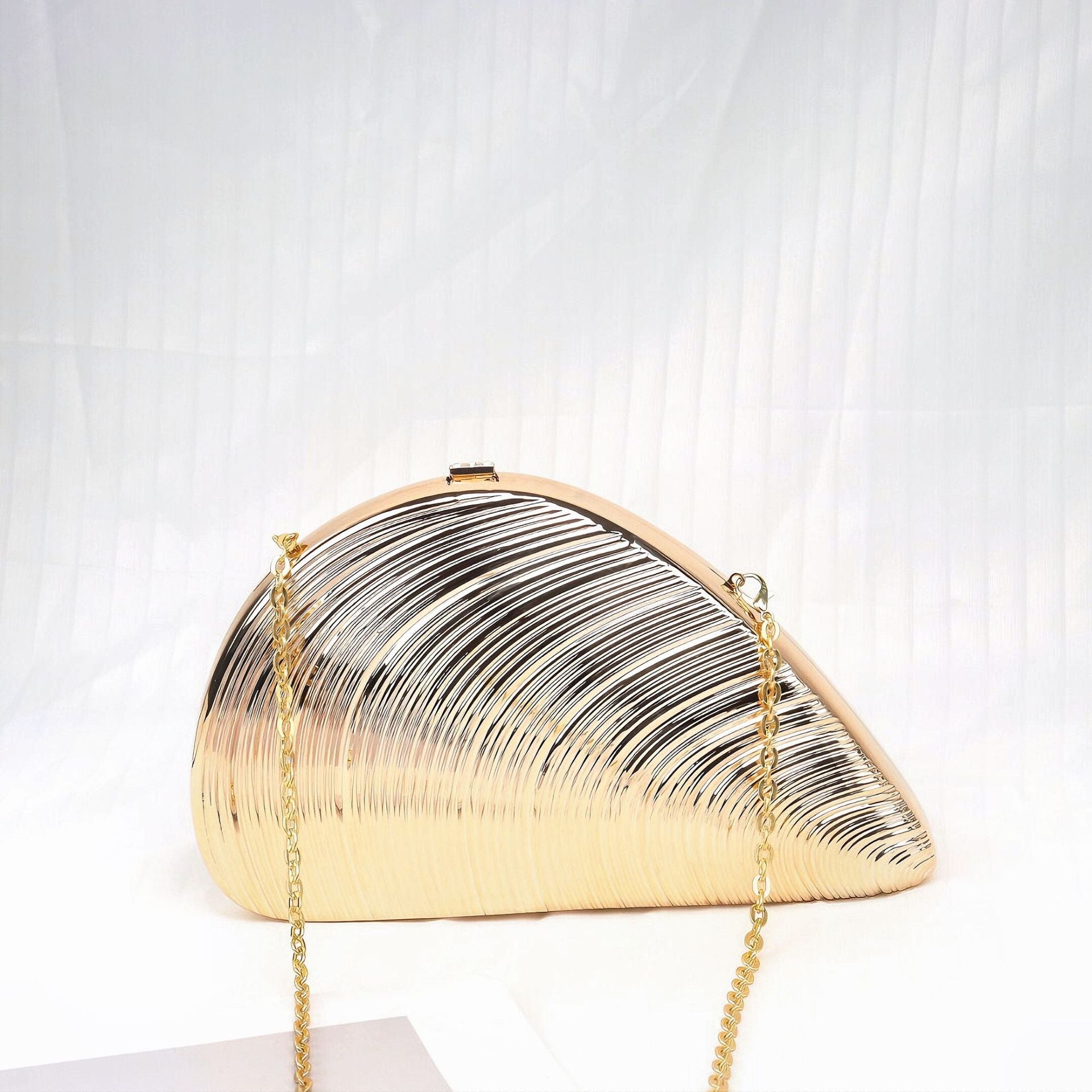 Gold Neocrylic Dinner Bag Shell Dinner Bag Crossbody Chain Shinny evening Clutch Purse Party, Prom Bag, Party Purse, Prom Bags Clutch,