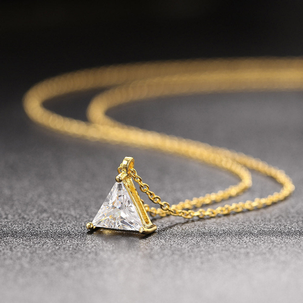 Single Zircon Pendant Necklace