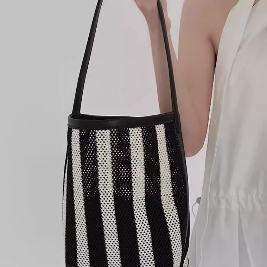 Stylish Beach Bag Women's Summer Bucket Bag – Perfect Woven Tote for Vacation, Shoulder & Commuter Use