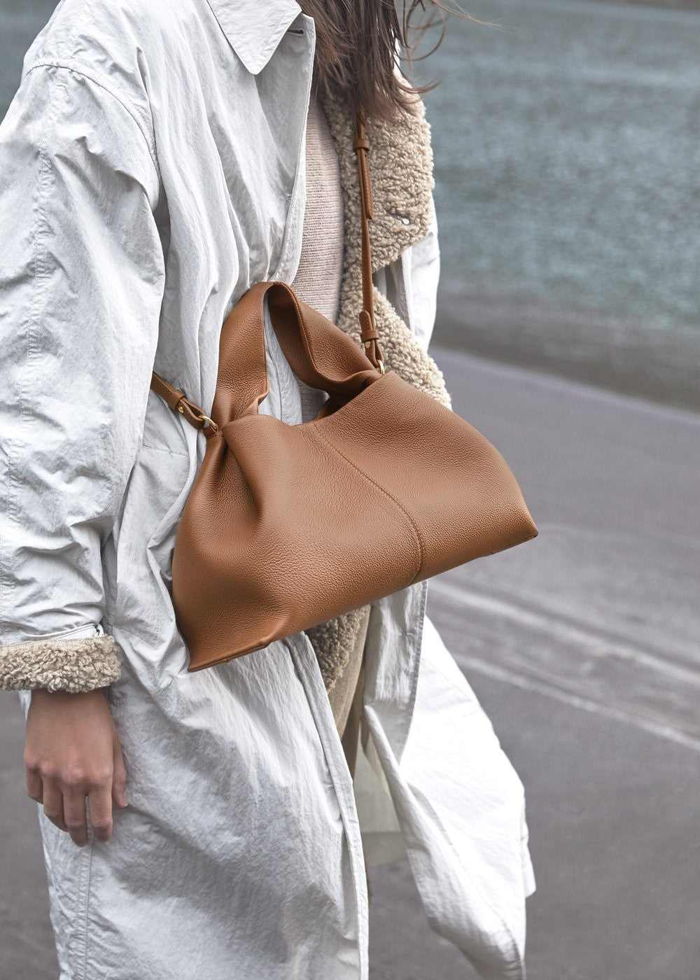 Cloud bag female, popular tote bag,  shoulder top handle bag