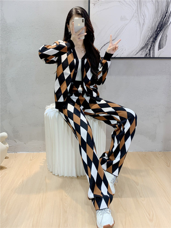 Ensemble deux pièces automne-hiver pour femme : cardigan décontracté à carreaux en maille, pantalon. 