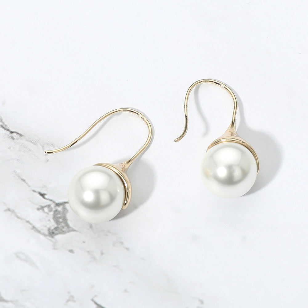 Classic Pearl Drop Earrings