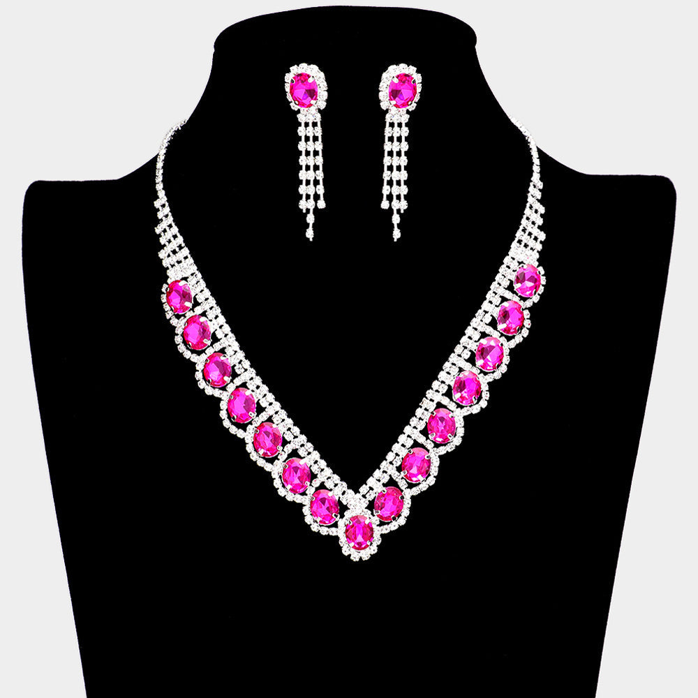 Oval Stone Accented V Shaped Rhinestone Necklace
