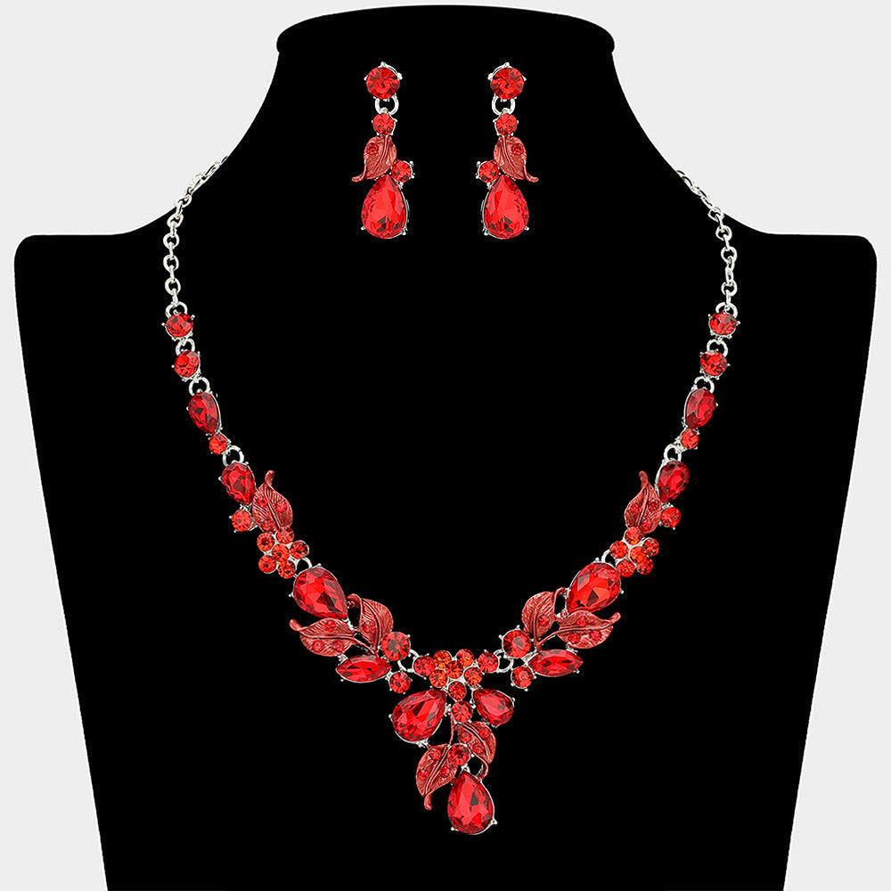 Teardrop Stone Cluster Leaf Embellished Necklace
