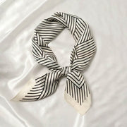 Geometric Stripe Pattern Print Square Scarf
