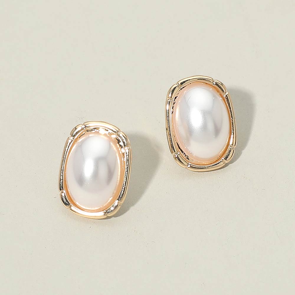 Oval Pearl Frame Stud Earrings