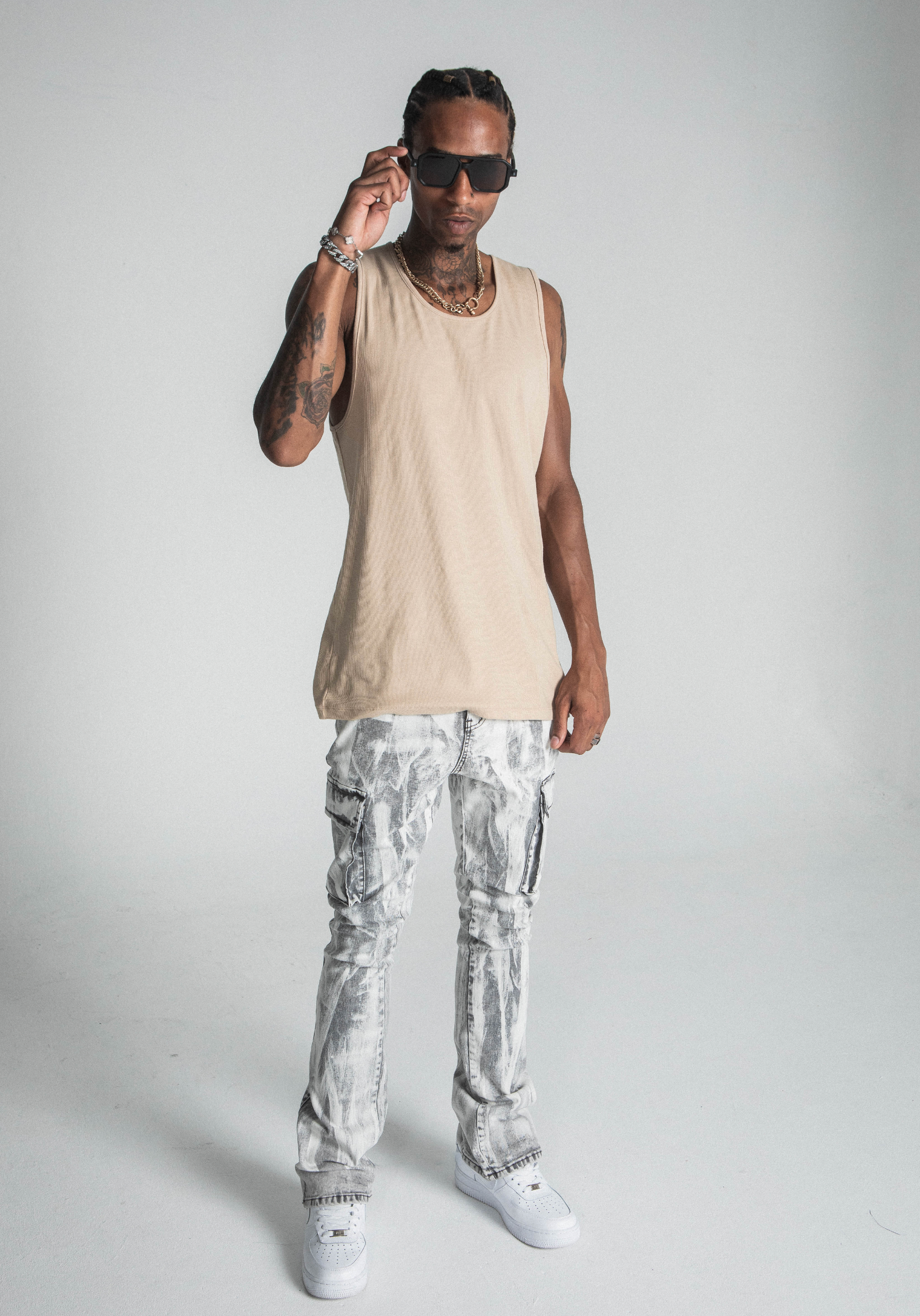 AJ29SK GREY/WHITE WASH STACKED CARGO JEANS
