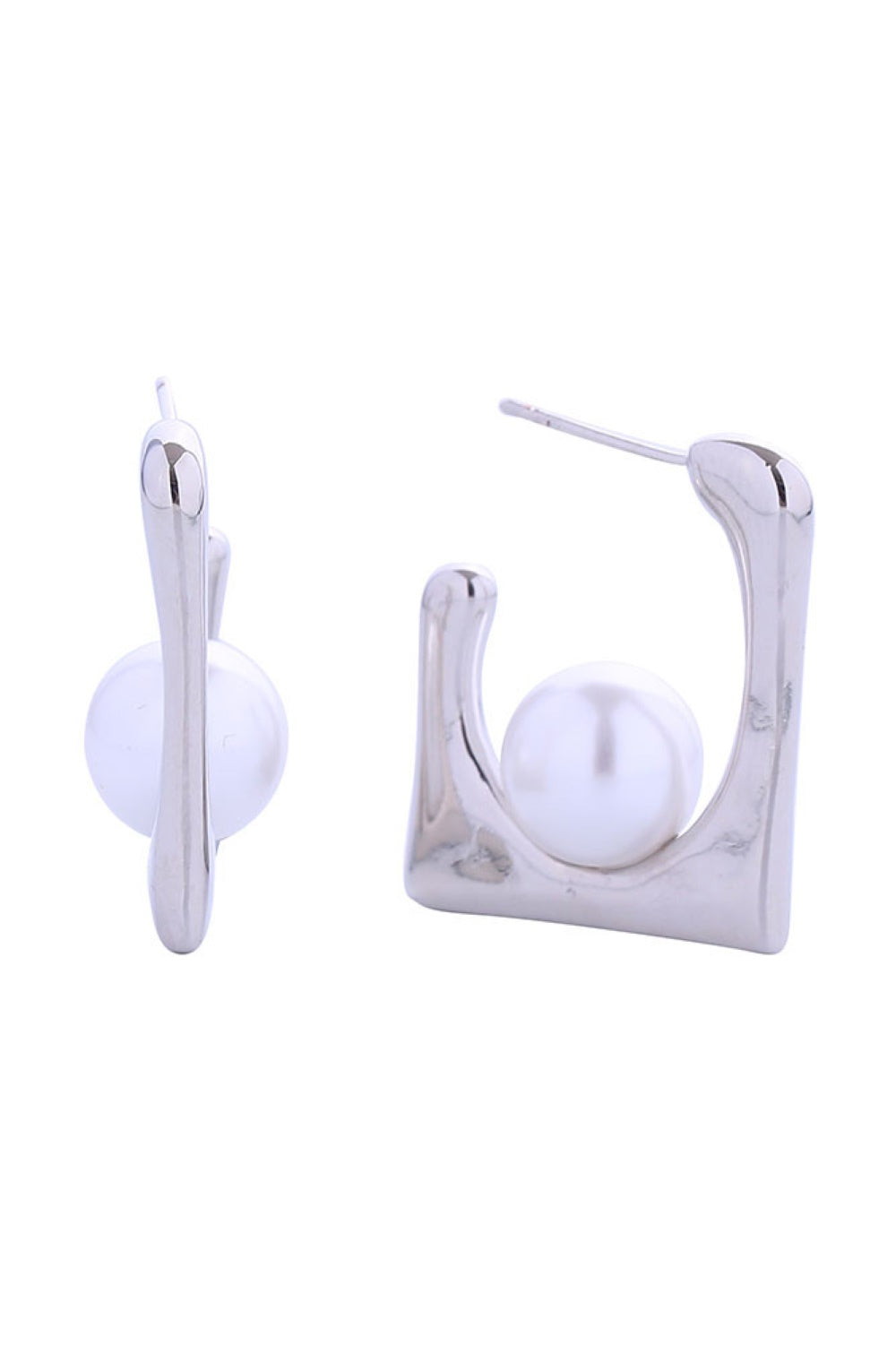 14K Chic Square Pearl Post Earrings