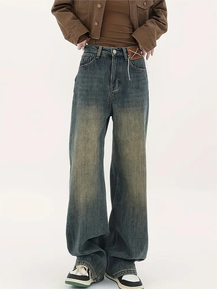BAGGY BOYFRIEND JEANS IN FADED DENIM FOR A RELAXED FIT