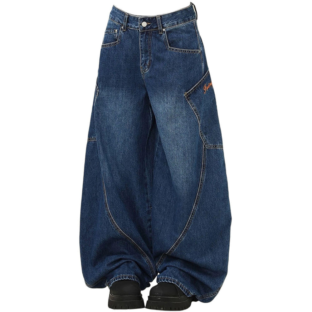BAGGY JEANS WITH 90S STYLE WIDE FIT AND CARGO POCKETS