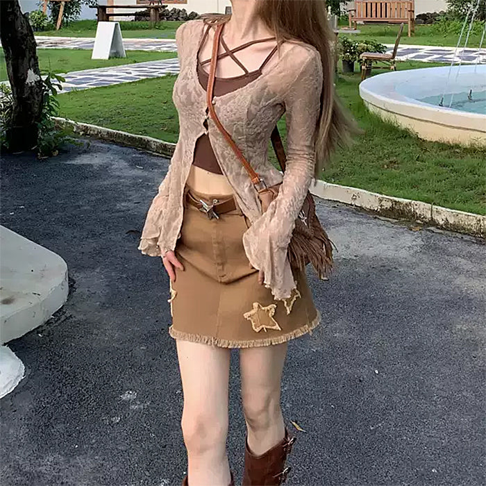 BEIGE FLORAL LACE FLARE SLEEVE TOP PERFECT FIT