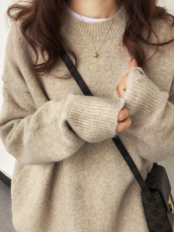BEIGE KNIT SWEATER WITH LONG SLEEVES AND CREW NECK LONG SLEEVE DESIGN