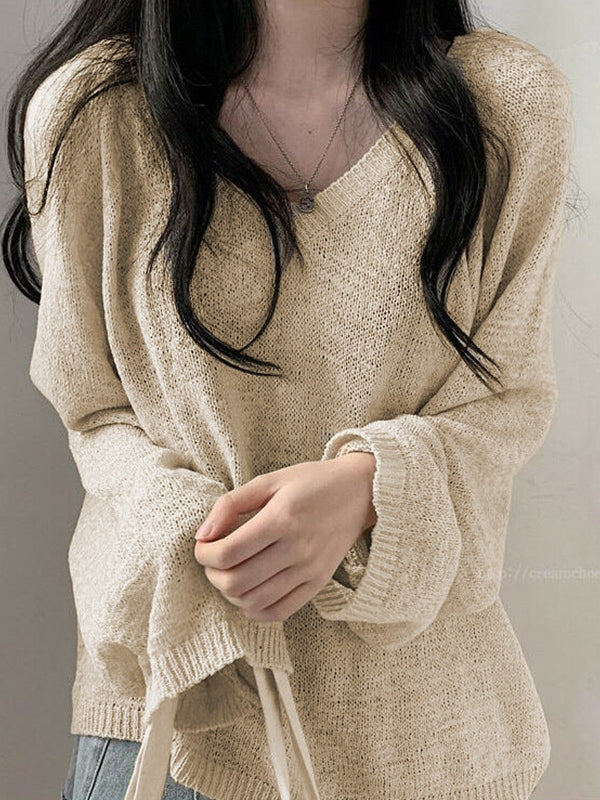 BEIGE KNIT V-NECK SWEATER WITH VINTAGE CHARM